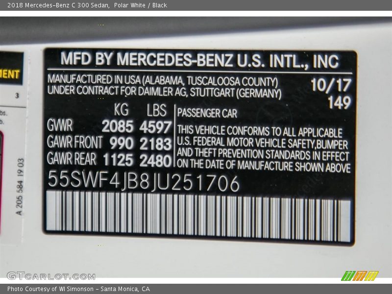 Polar White / Black 2018 Mercedes-Benz C 300 Sedan