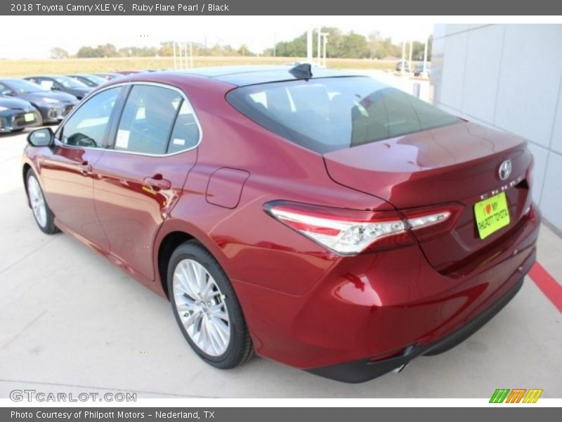 Ruby Flare Pearl / Black 2018 Toyota Camry XLE V6