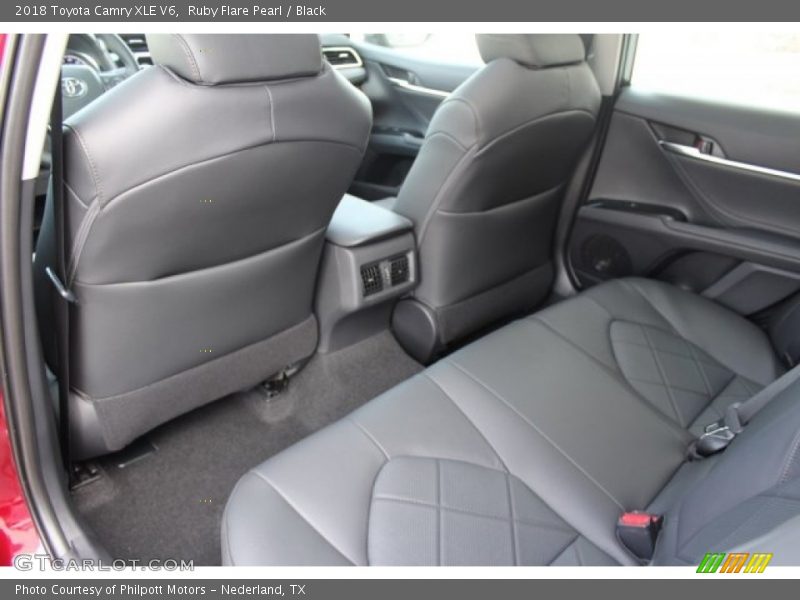 Ruby Flare Pearl / Black 2018 Toyota Camry XLE V6