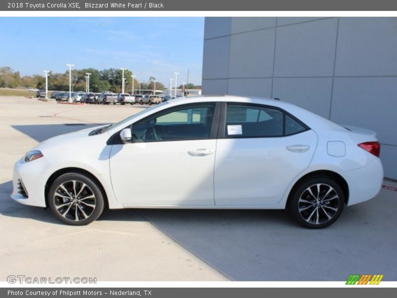 Blizzard White Pearl / Black 2018 Toyota Corolla XSE