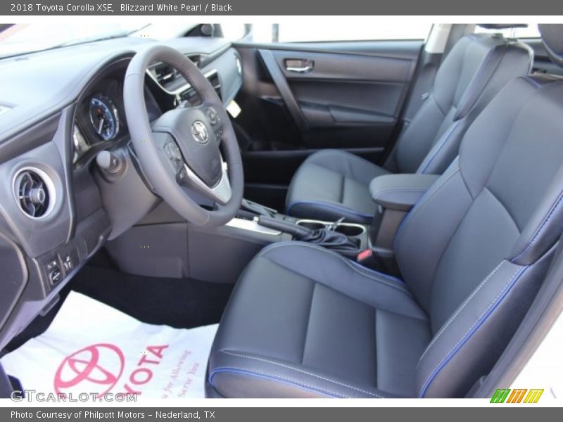 Blizzard White Pearl / Black 2018 Toyota Corolla XSE