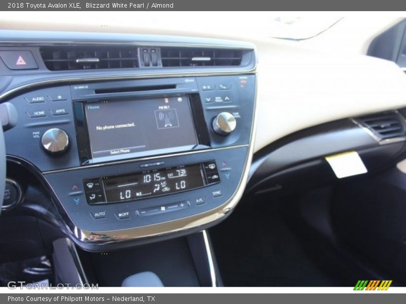 Blizzard White Pearl / Almond 2018 Toyota Avalon XLE