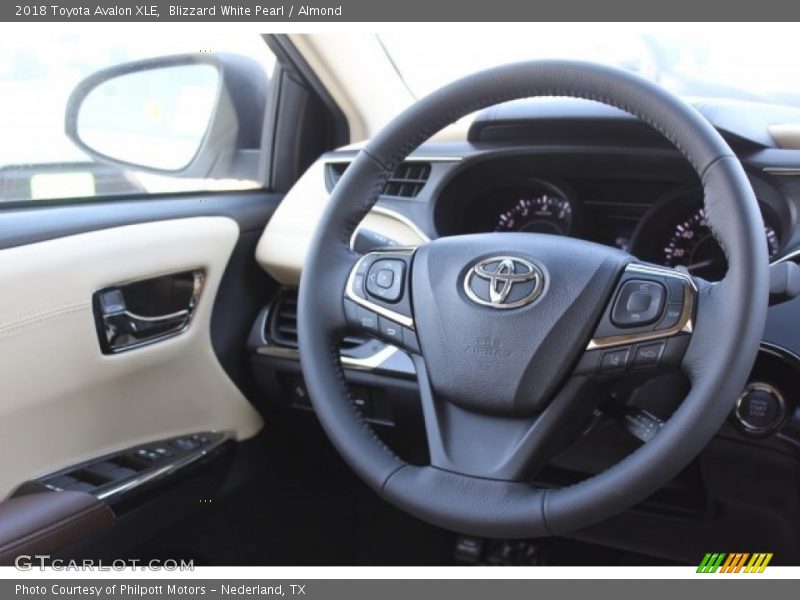 Blizzard White Pearl / Almond 2018 Toyota Avalon XLE