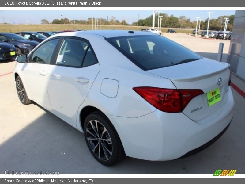 Blizzard White Pearl / Black 2018 Toyota Corolla XSE