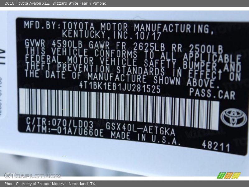 Blizzard White Pearl / Almond 2018 Toyota Avalon XLE
