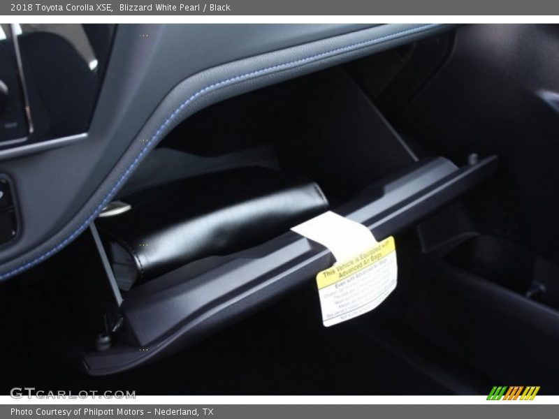 Blizzard White Pearl / Black 2018 Toyota Corolla XSE