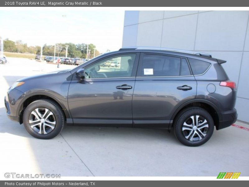 Magnetic Gray Metallic / Black 2018 Toyota RAV4 LE