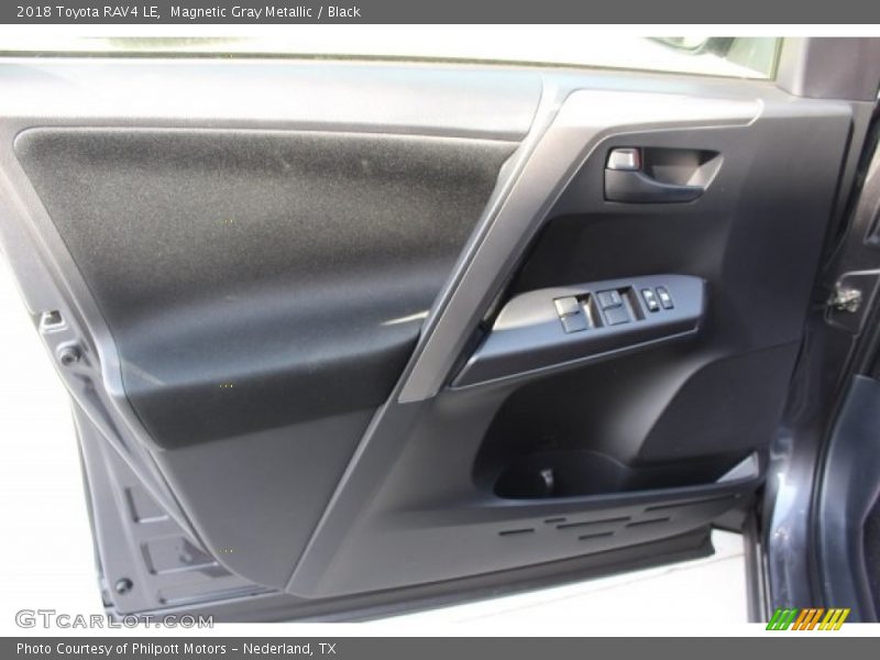 Magnetic Gray Metallic / Black 2018 Toyota RAV4 LE