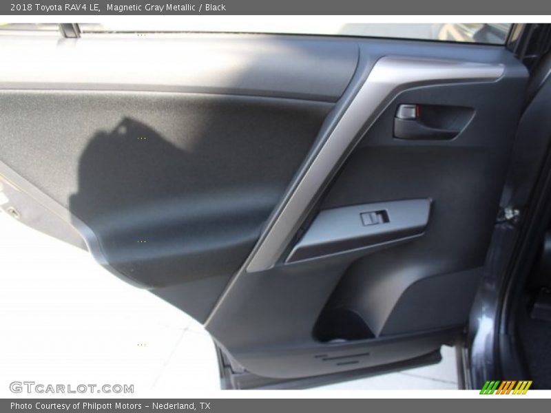 Magnetic Gray Metallic / Black 2018 Toyota RAV4 LE