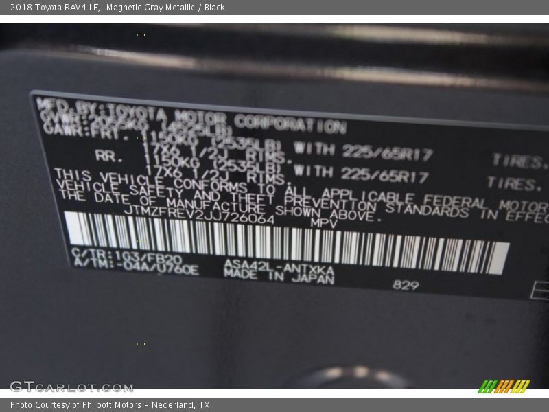 Magnetic Gray Metallic / Black 2018 Toyota RAV4 LE