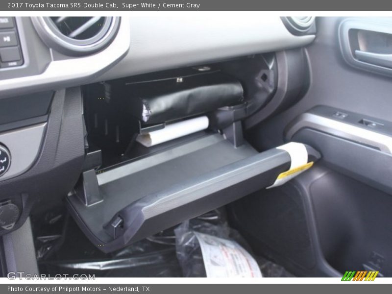 Super White / Cement Gray 2017 Toyota Tacoma SR5 Double Cab