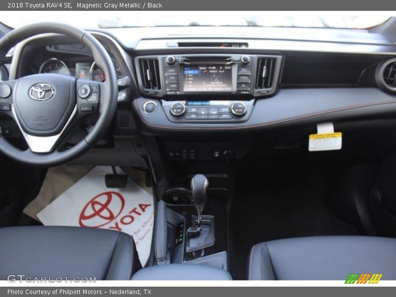 Magnetic Gray Metallic / Black 2018 Toyota RAV4 SE