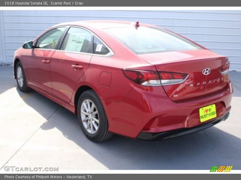 Scarlet Red / Gray 2018 Hyundai Sonata SE