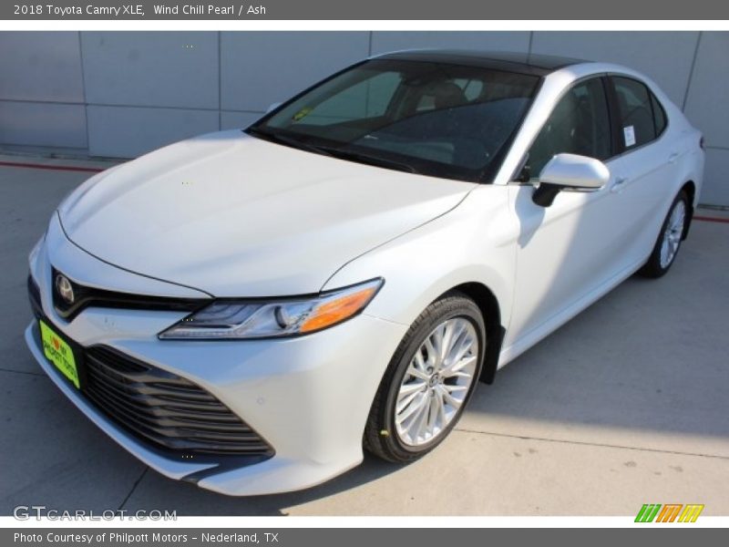 Wind Chill Pearl / Ash 2018 Toyota Camry XLE