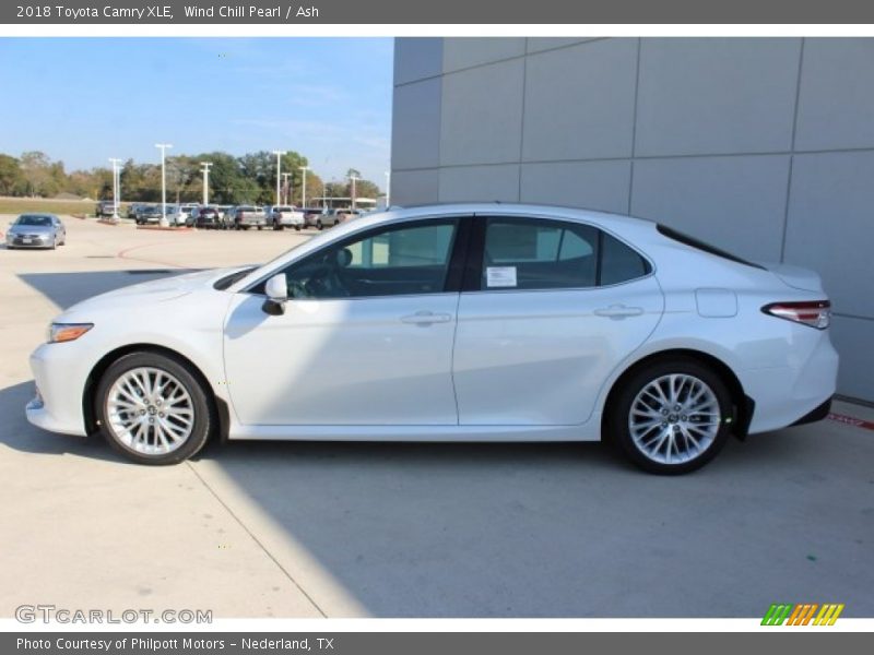 Wind Chill Pearl / Ash 2018 Toyota Camry XLE