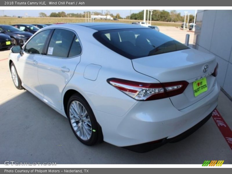 Wind Chill Pearl / Ash 2018 Toyota Camry XLE