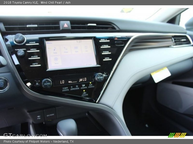Wind Chill Pearl / Ash 2018 Toyota Camry XLE