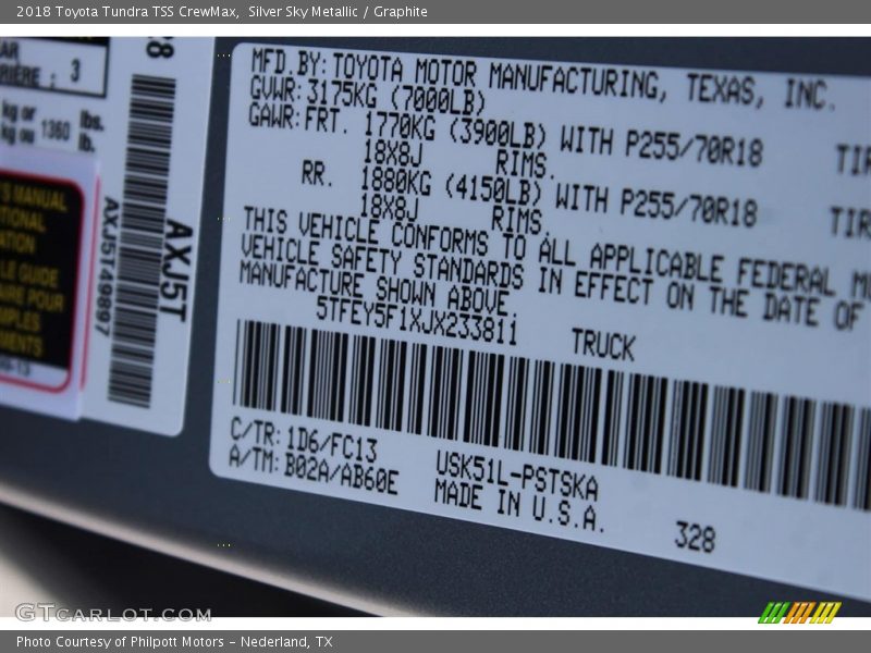 Silver Sky Metallic / Graphite 2018 Toyota Tundra TSS CrewMax