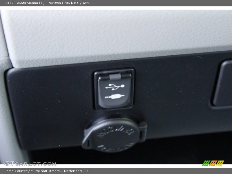 Predawn Gray Mica / Ash 2017 Toyota Sienna LE