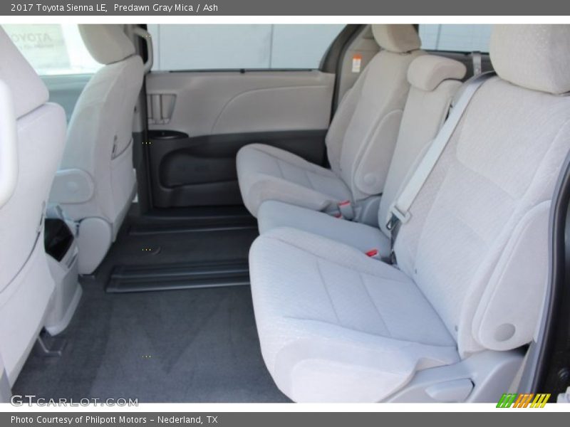 Predawn Gray Mica / Ash 2017 Toyota Sienna LE