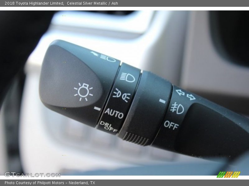 Celestial Silver Metallic / Ash 2018 Toyota Highlander Limited