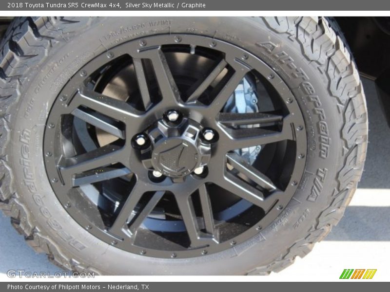 Silver Sky Metallic / Graphite 2018 Toyota Tundra SR5 CrewMax 4x4