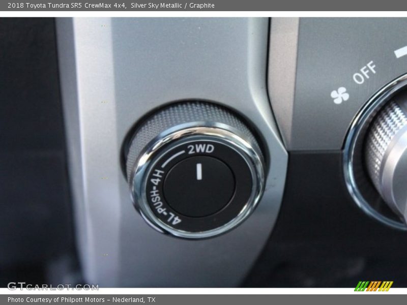 Silver Sky Metallic / Graphite 2018 Toyota Tundra SR5 CrewMax 4x4