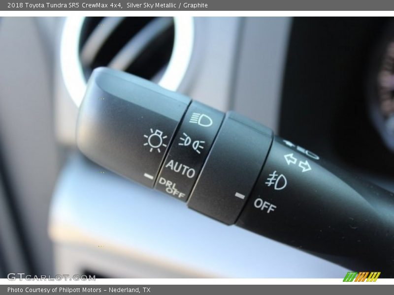 Silver Sky Metallic / Graphite 2018 Toyota Tundra SR5 CrewMax 4x4