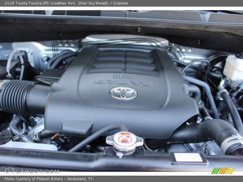 Silver Sky Metallic / Graphite 2018 Toyota Tundra SR5 CrewMax 4x4