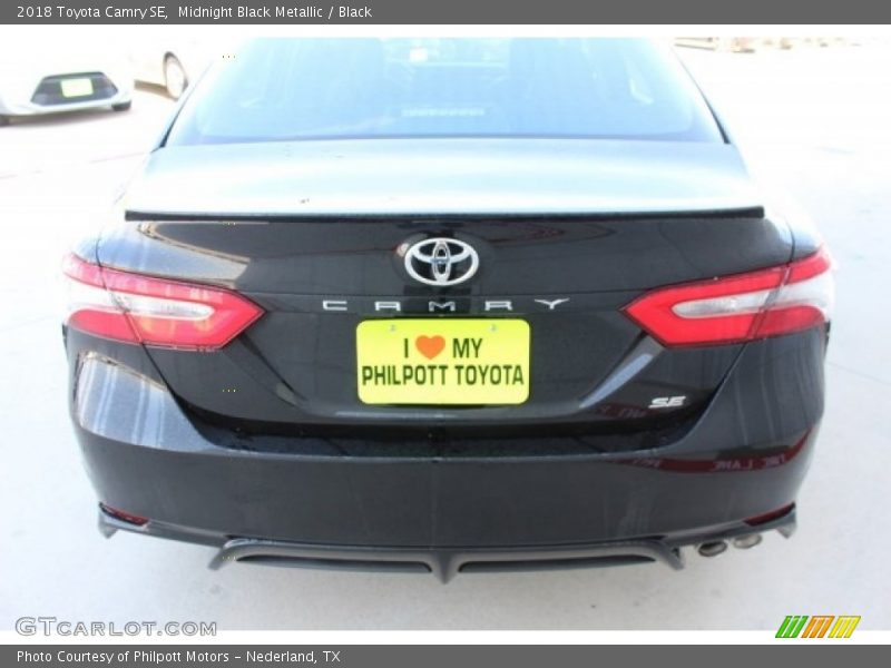 Midnight Black Metallic / Black 2018 Toyota Camry SE