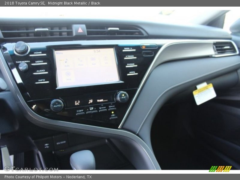 Midnight Black Metallic / Black 2018 Toyota Camry SE