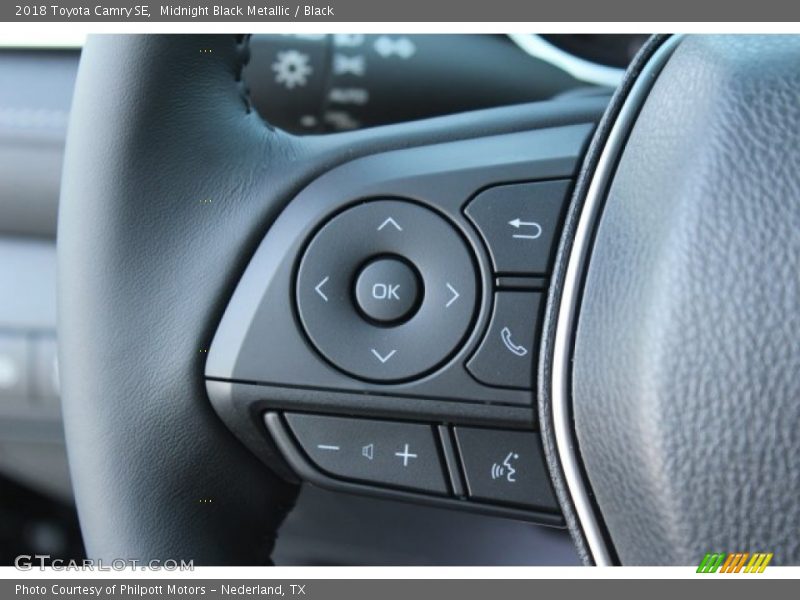 Midnight Black Metallic / Black 2018 Toyota Camry SE