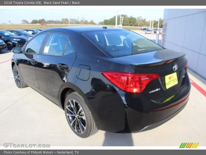 Black Sand Pearl / Black 2018 Toyota Corolla XSE