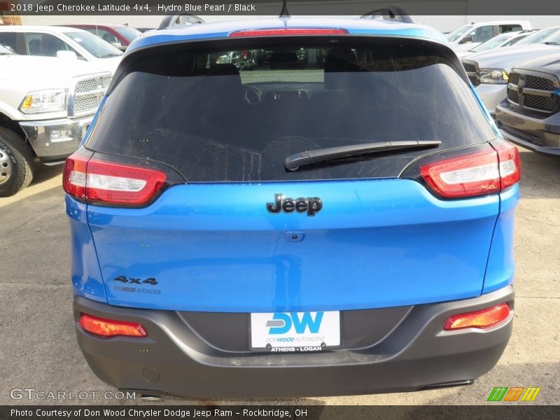 Hydro Blue Pearl / Black 2018 Jeep Cherokee Latitude 4x4