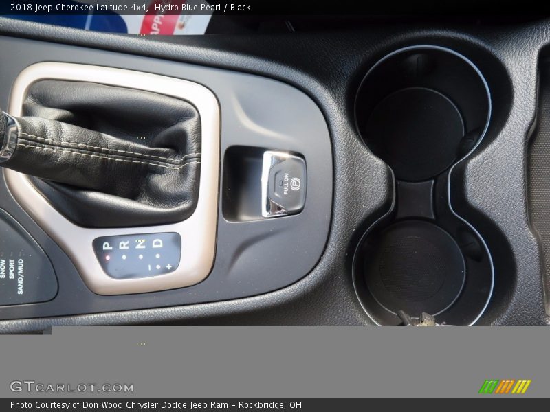 Hydro Blue Pearl / Black 2018 Jeep Cherokee Latitude 4x4