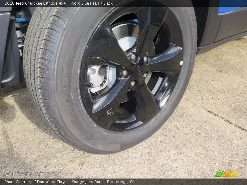 Hydro Blue Pearl / Black 2018 Jeep Cherokee Latitude 4x4