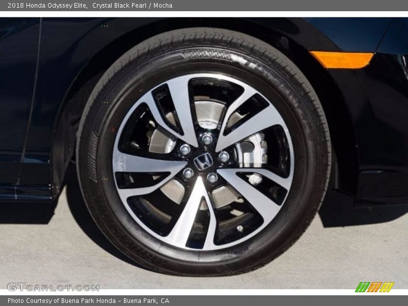 Crystal Black Pearl / Mocha 2018 Honda Odyssey Elite