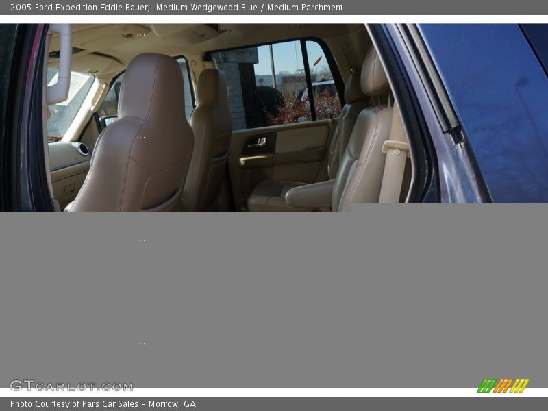 Medium Wedgewood Blue / Medium Parchment 2005 Ford Expedition Eddie Bauer