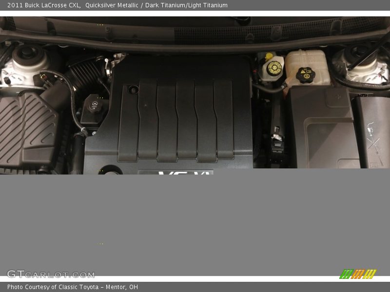 Quicksilver Metallic / Dark Titanium/Light Titanium 2011 Buick LaCrosse CXL