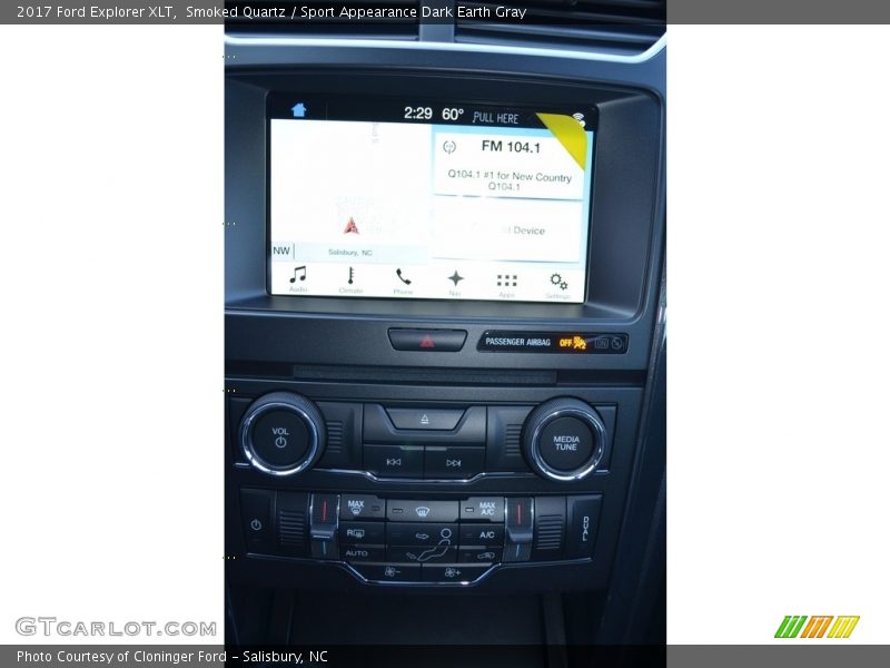 Smoked Quartz / Sport Appearance Dark Earth Gray 2017 Ford Explorer XLT