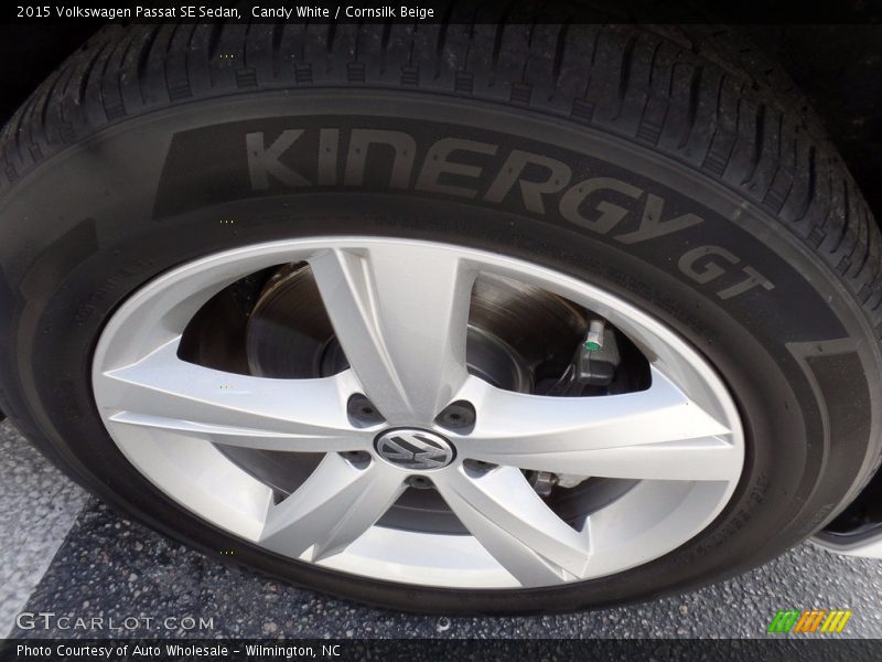 Candy White / Cornsilk Beige 2015 Volkswagen Passat SE Sedan