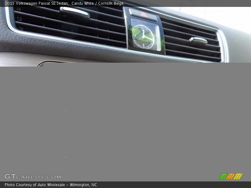 Candy White / Cornsilk Beige 2015 Volkswagen Passat SE Sedan