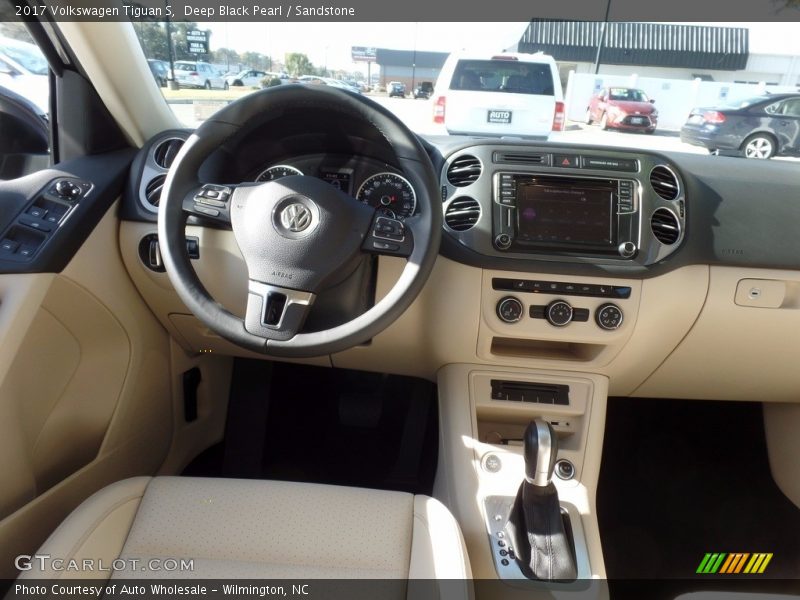 Deep Black Pearl / Sandstone 2017 Volkswagen Tiguan S