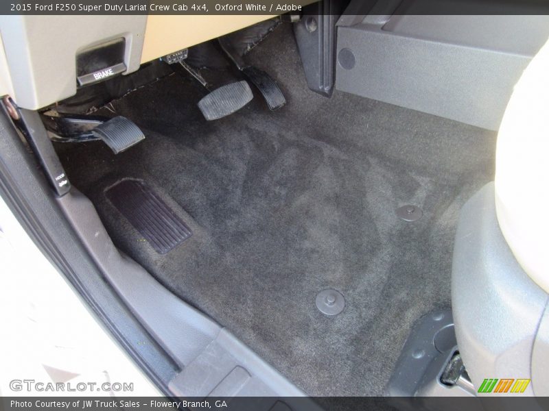 Oxford White / Adobe 2015 Ford F250 Super Duty Lariat Crew Cab 4x4