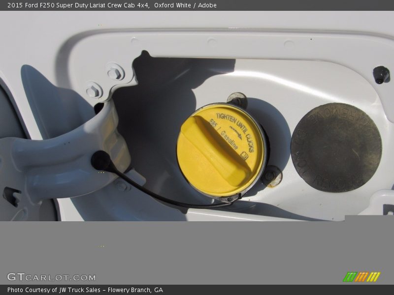 Oxford White / Adobe 2015 Ford F250 Super Duty Lariat Crew Cab 4x4