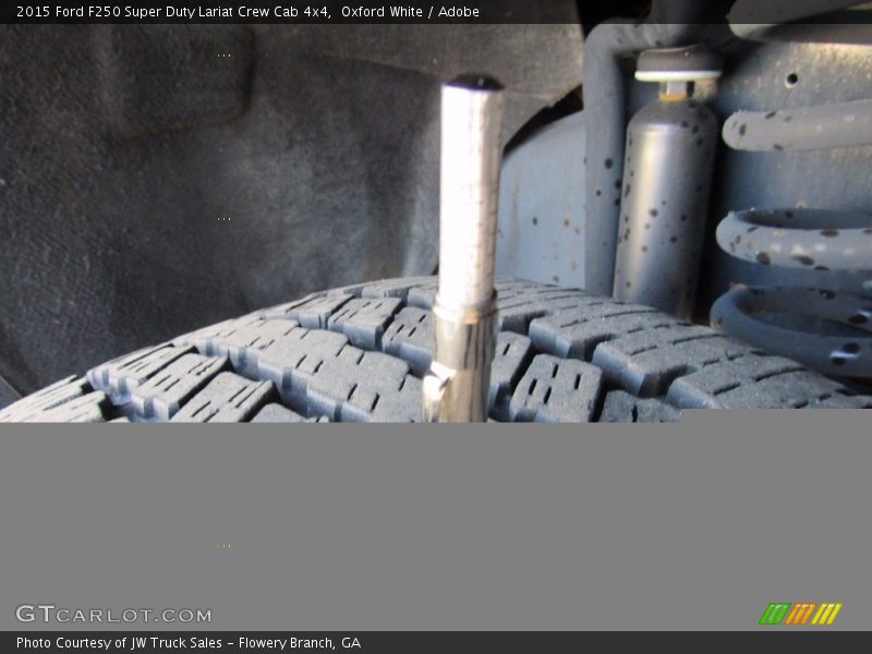 Oxford White / Adobe 2015 Ford F250 Super Duty Lariat Crew Cab 4x4