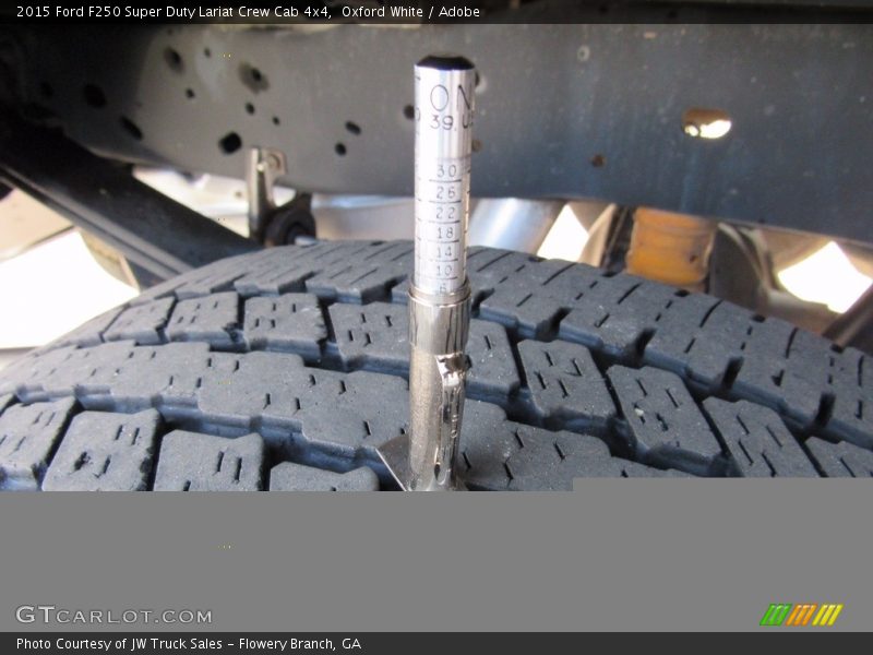 Oxford White / Adobe 2015 Ford F250 Super Duty Lariat Crew Cab 4x4