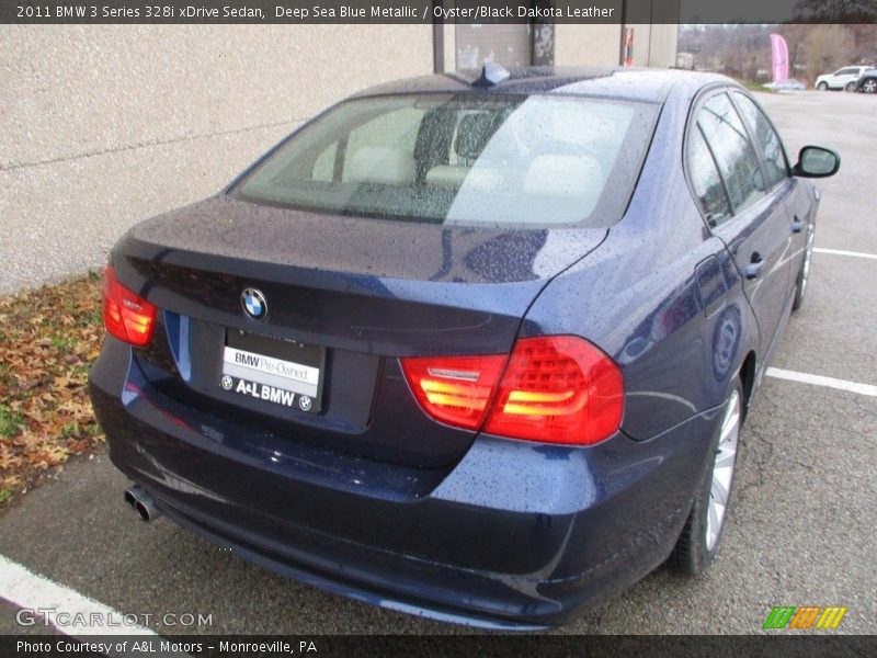 Deep Sea Blue Metallic / Oyster/Black Dakota Leather 2011 BMW 3 Series 328i xDrive Sedan