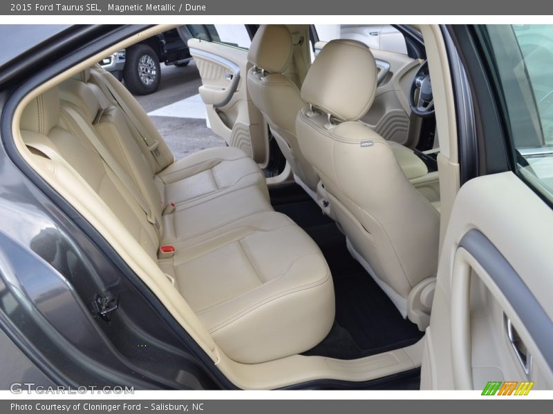 Magnetic Metallic / Dune 2015 Ford Taurus SEL