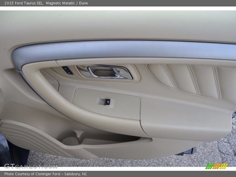 Magnetic Metallic / Dune 2015 Ford Taurus SEL